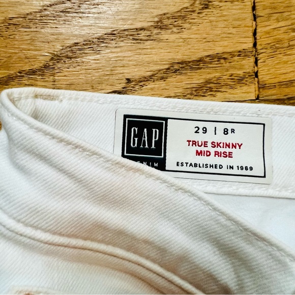 GAP Womens Skinny Jean - Picture 9 of 9